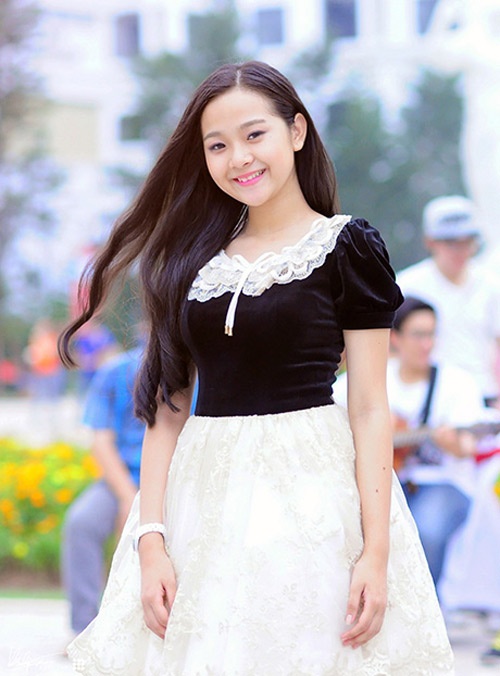 Tam Triều Dâng từng dính nghi án gọt cằm.