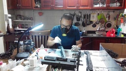 Xem dan choi mo hinh quan su lap rap sieu phao Dora hinh anh