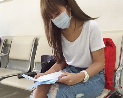 Dau nam 2015: Man Tien khoe nguoi yeu, Kha Ngan di kham benh hinh anh