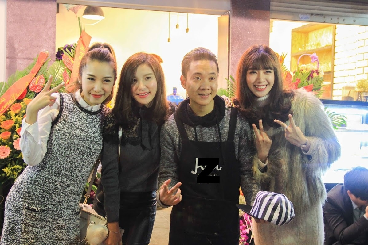 Dan hot boy, hot girl Ha thanh tu hoi trong dem gia ret hinh anh