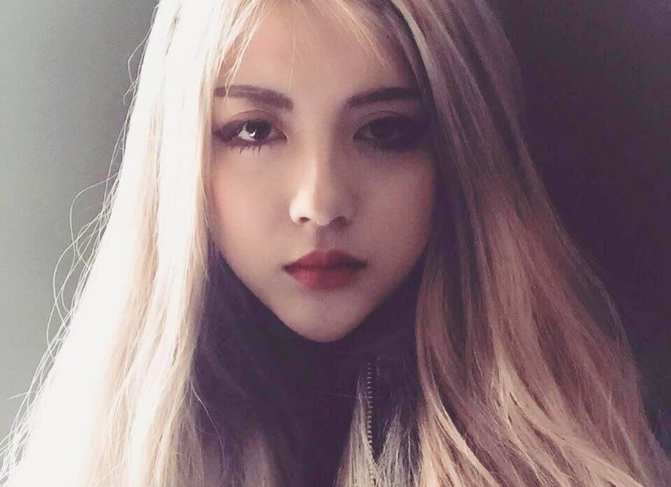 Hot teen 10/2: Nu tho xam Ha thanh khac la voi cam nhon hoat hinh anh