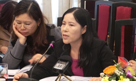 De xuat le ta loi cho cac hoc sinh danh ban hinh anh