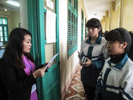 Dai hoc dung chieu la de tuyen sinh vien hinh anh