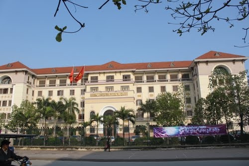 DH Y Ha Noi tuyen thang thi sinh giai Nhat quoc gia hinh anh