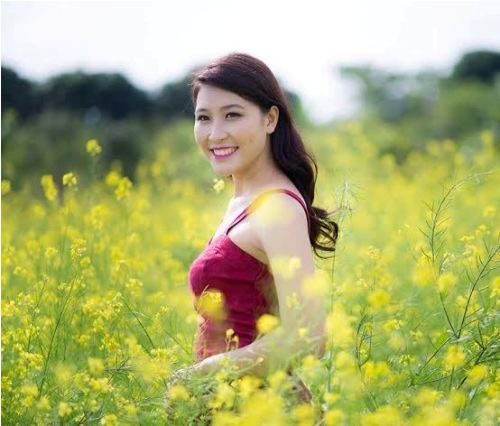 Nữ sinh Lưu Thị Hòa, dân tộc CLao (1993), quê ở Hà Giang.