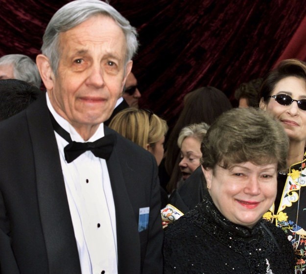 Nhà toán học John Nash và vợ trong lễ trao giải Oscar năm 2002. (Nguồn: BBC).
