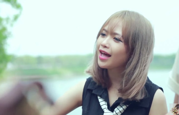 Mo Naive tro lai voi clip cover 'Thinking out loud' hinh anh