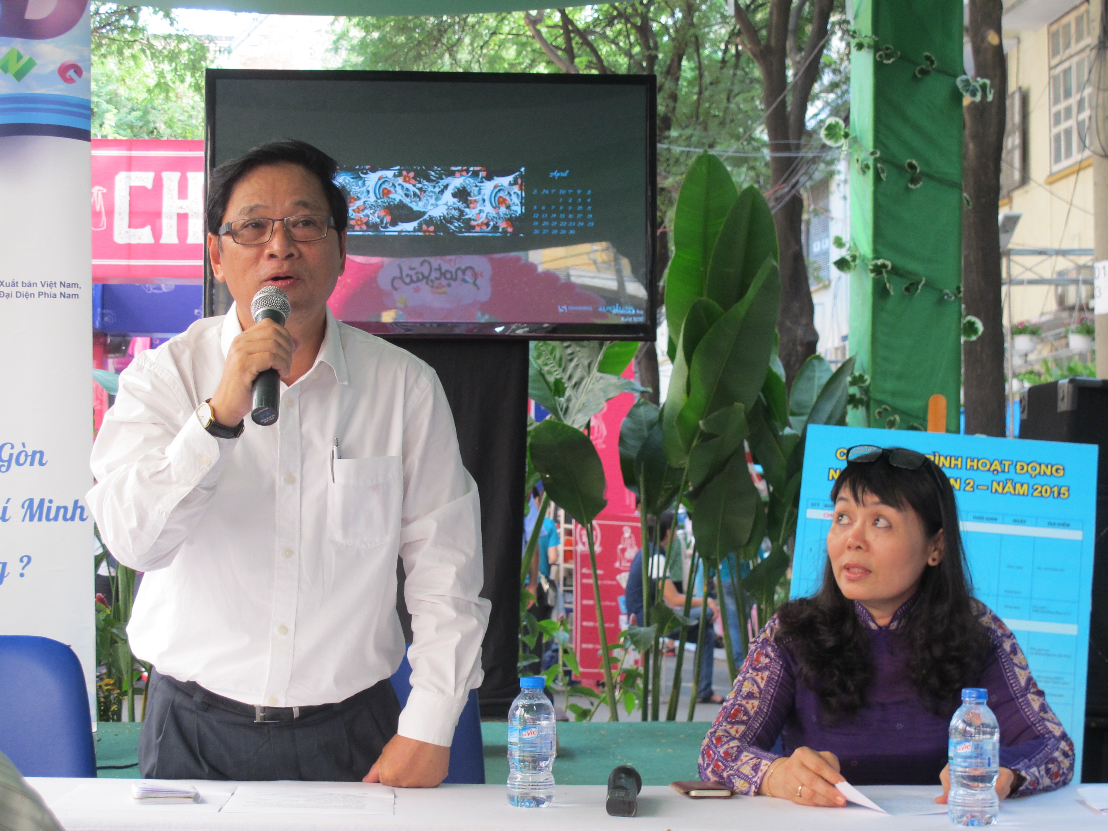 'Duong sach se la diem den dau doi cua mot dua tre' hinh anh