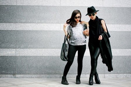 Hamin (bên phải) tự tin sống với giới tính thật.