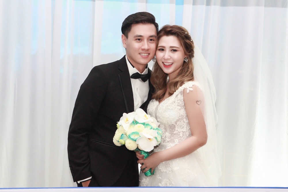 Clip Kien Hoang hat tang co dau hinh anh