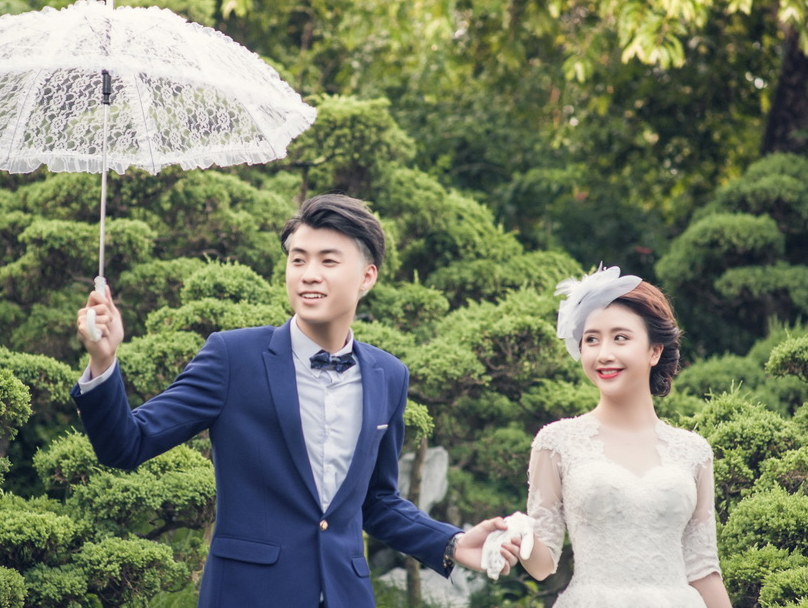 Vuong Anh Ole - Quynh Anh Shyn bat ngo chup anh cuoi hinh anh