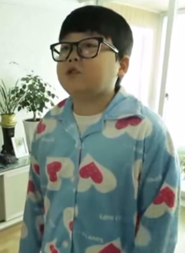 Không ai tin Hyomyung sinh năm 1989.