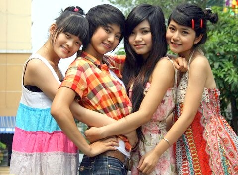 Dan hot teen 'Bo tu 10A8' ngay ay - bay gio hinh anh