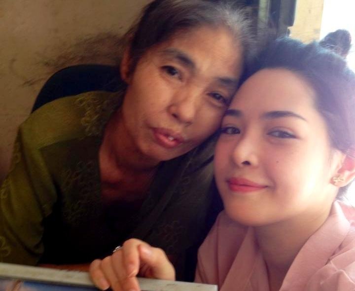 Tam su xuc dong ve me cua hot girl phau thuat tham my hinh anh