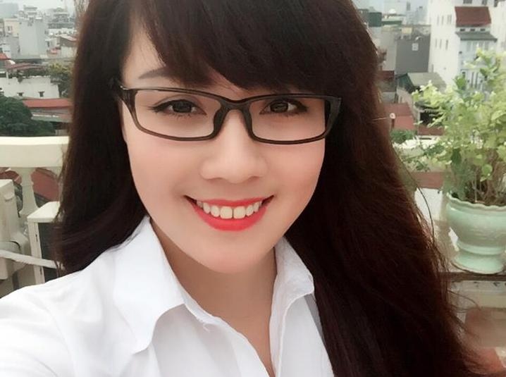 Clip giam thi xinh dep tu van mua thi bang giong 3 mien hinh anh