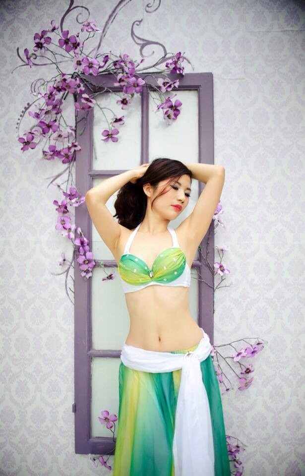Không qua trường lớp, Phi Yến tự mày mò học Belly dance qua YouTube.