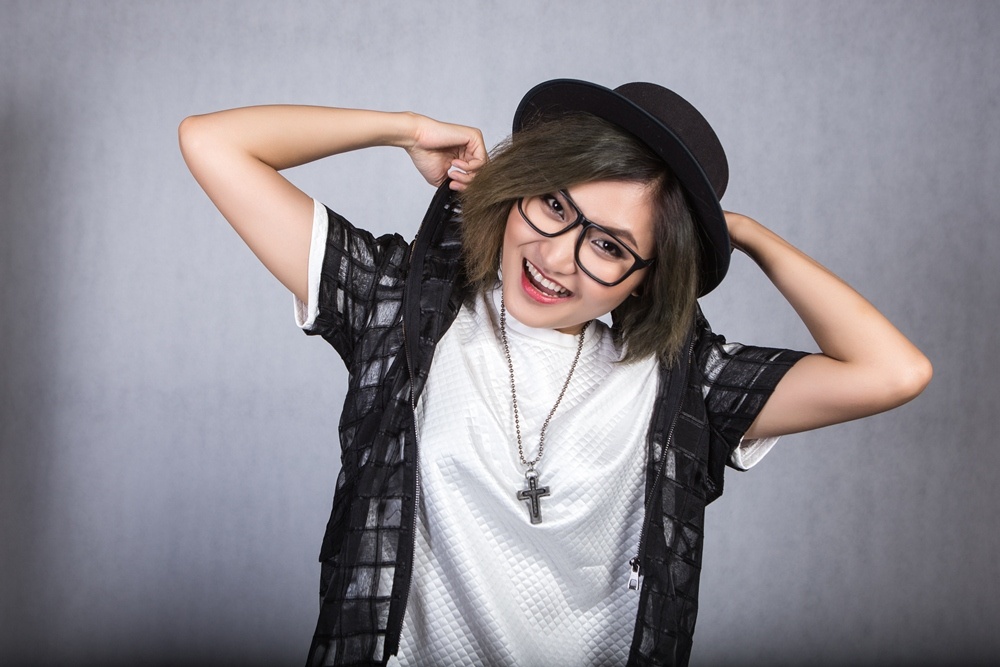 Vicky Nhung len tieng truoc nghi van co 'dai gia chong lung' hinh anh