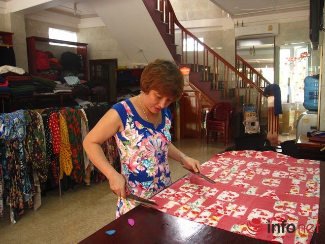 Chuyen ve co gai bo nghe ke toan ve lam tho may hinh anh