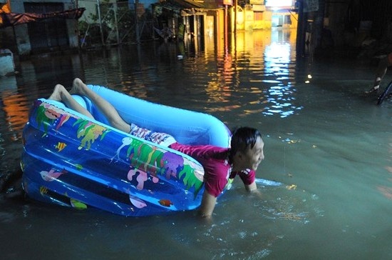 Clip che 'Sai Gon ngap lam! Sai Gon oi!' hut 60.000 luot xem hinh anh