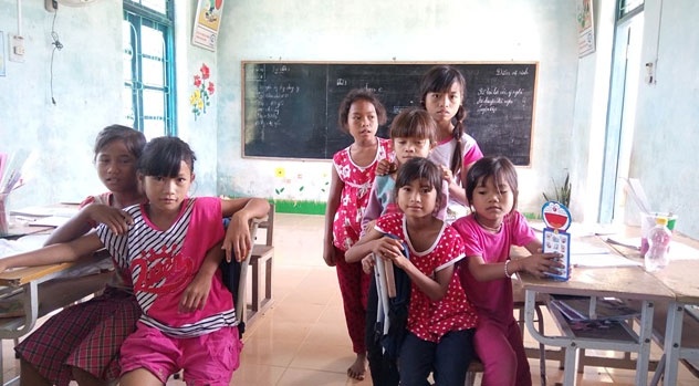 Ve noi tro lop 5 chua biet banh trung thu la gi hinh anh