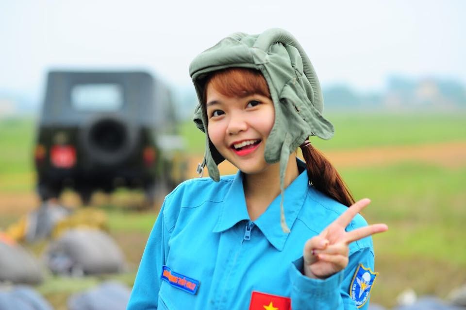 9X xinh dep voi nhung trai nghiem nhay du hinh anh