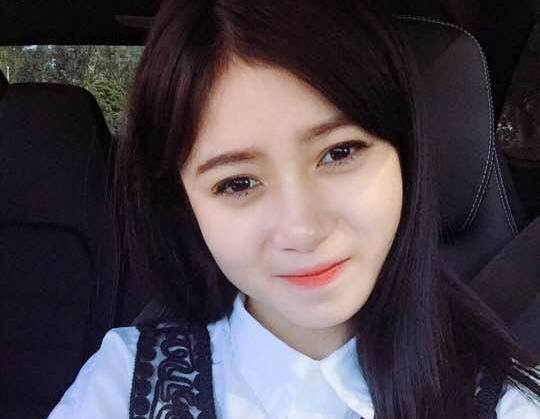 Nhung nu sinh Viet noi bat tai nuoc ngoai hinh anh