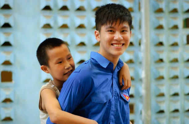9X pha ky luc diem dau ra cua DH Ngoai thuong hinh anh