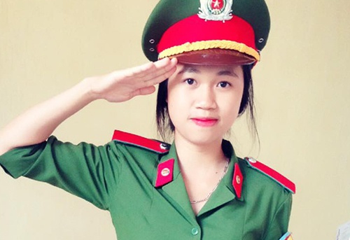 Nu thu khoa Hoc vien Canh sat khong dung Facebook hinh anh
