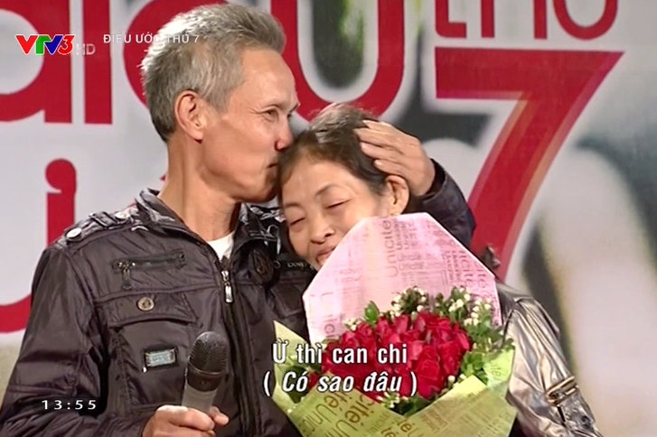 Ong Duc bay to su cam on va tinh thuong voi ba Hoa hinh anh