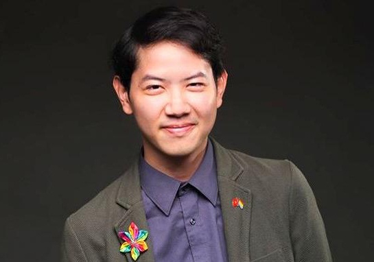 'Gia dinh tung cang thang khi biet toi dong tinh' hinh anh