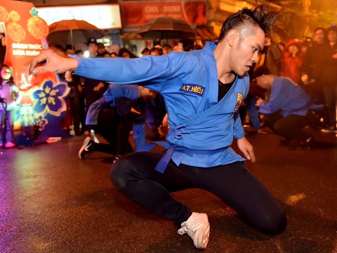 Le hoi am nhac duong pho thu hut gioi tre Ha thanh hinh anh