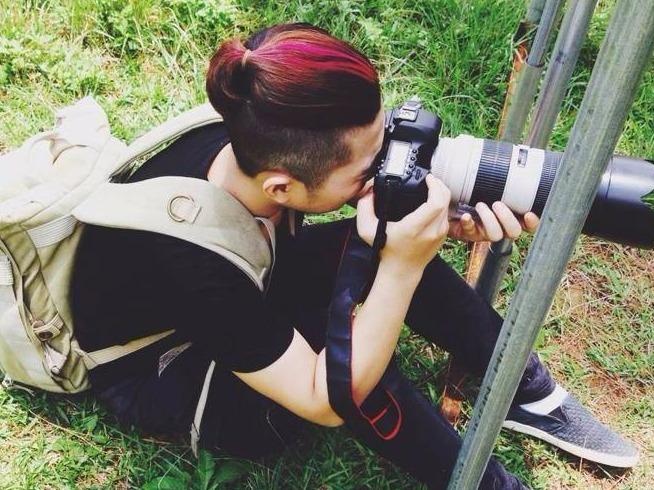 Sinh vien kiem bon tien nho lam them ngay Tet hinh anh