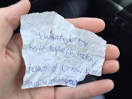 Cai ket khong ngo cua mot hanh dong tu te hinh anh