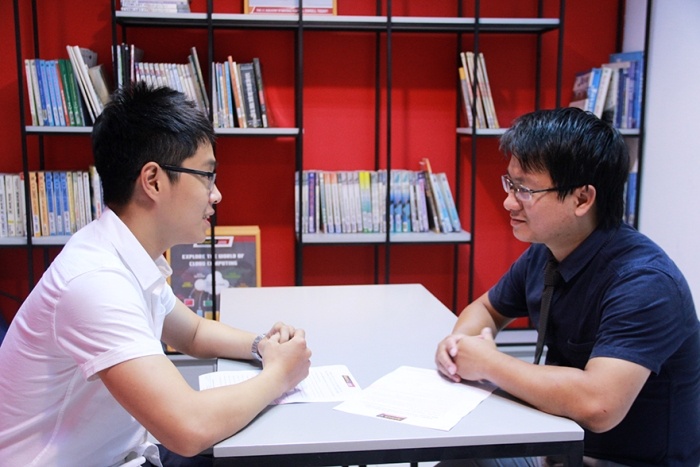 sinh vien cong nghe tai nang anh 2