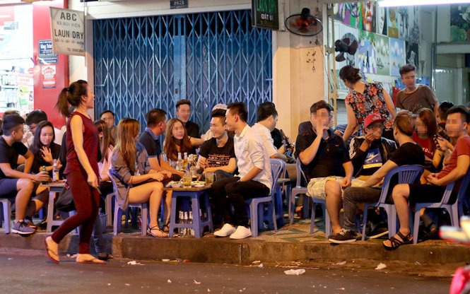 giới trẻ nhậu nhẹt ảnh 1 gioi tre nhau nhet anh 1