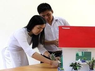 Nha chong o nhiem cua doi ban lop 10 hinh anh