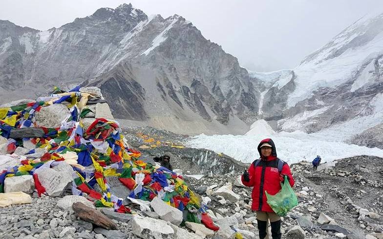 4 chang trai xep ten Viet Nam tai Everest Base Camp hinh anh