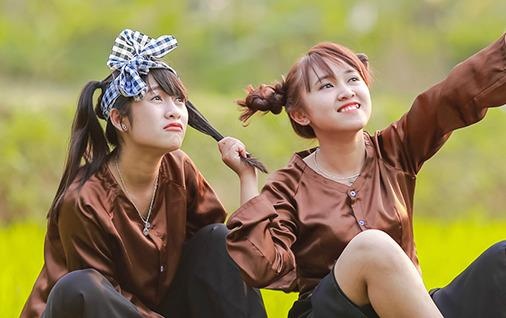 Anh ky yeu phong cach dia chu - nong dan cua teen Son La hinh anh