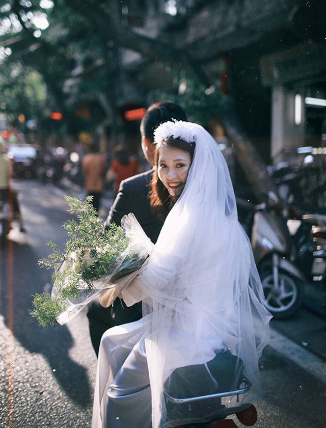 anh cuoi thoi ba me anh 12