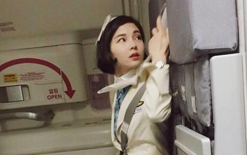 Nu tiep vien Viet lam viec tai hang hang khong Han Quoc hinh anh