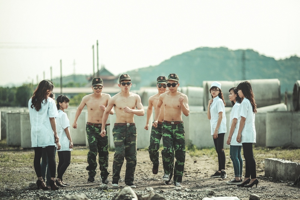 anh ky yeu hau due mat troi anh 8