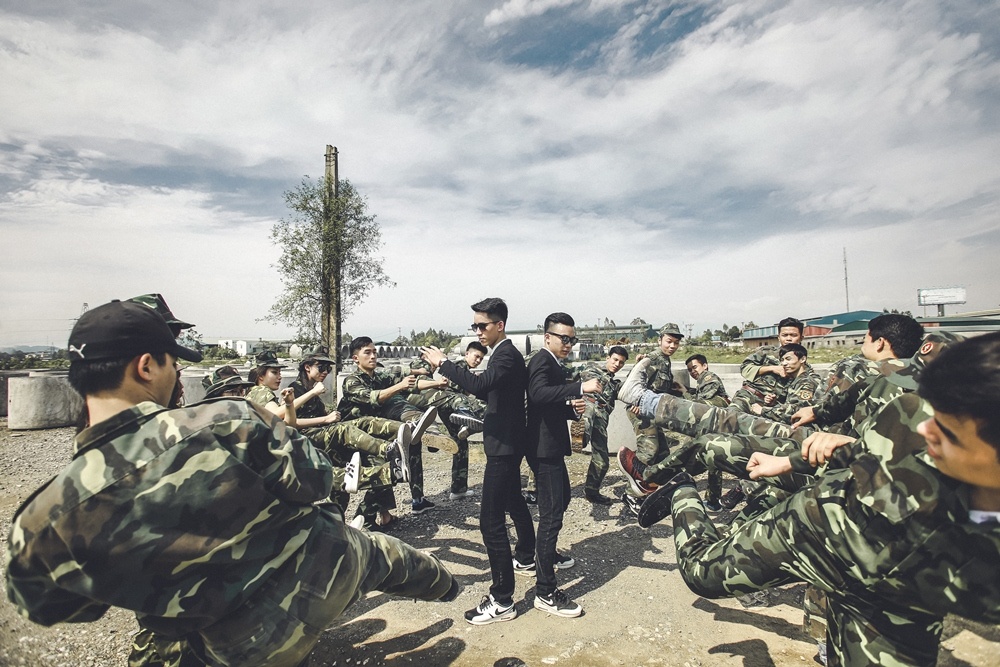 anh ky yeu hau due mat troi anh 4