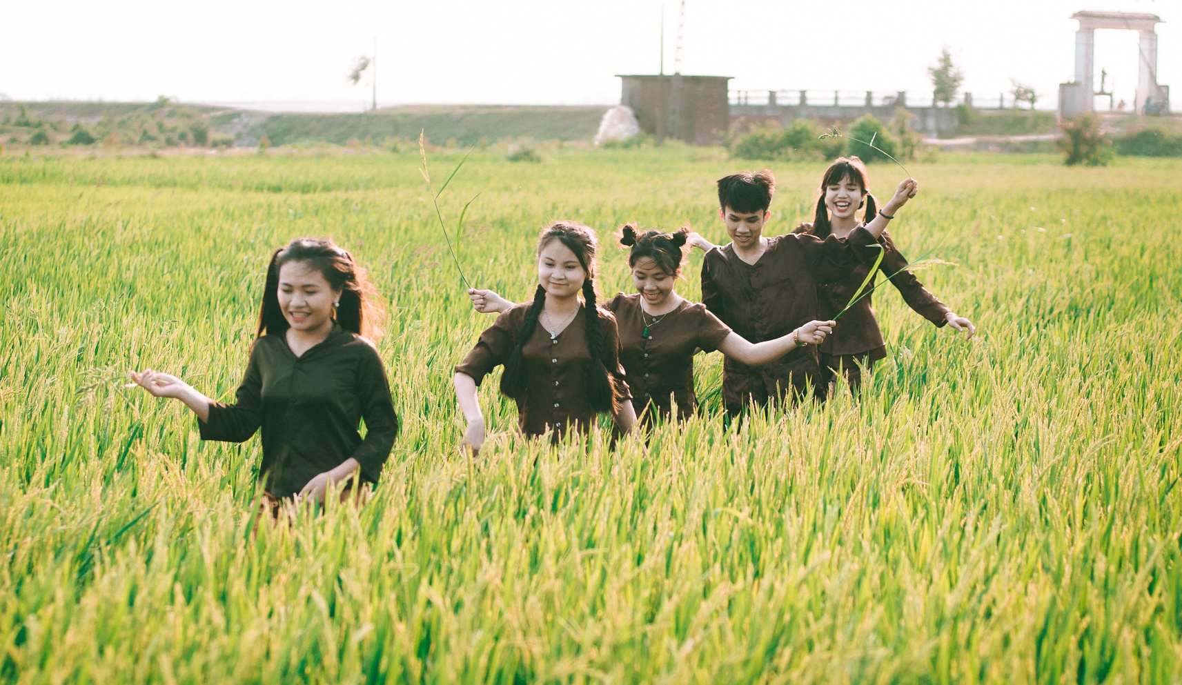 ảnh kỷ yếu trở về tuổi thơ ảnh 1 anh ky yeu tro ve tuoi tho anh 1