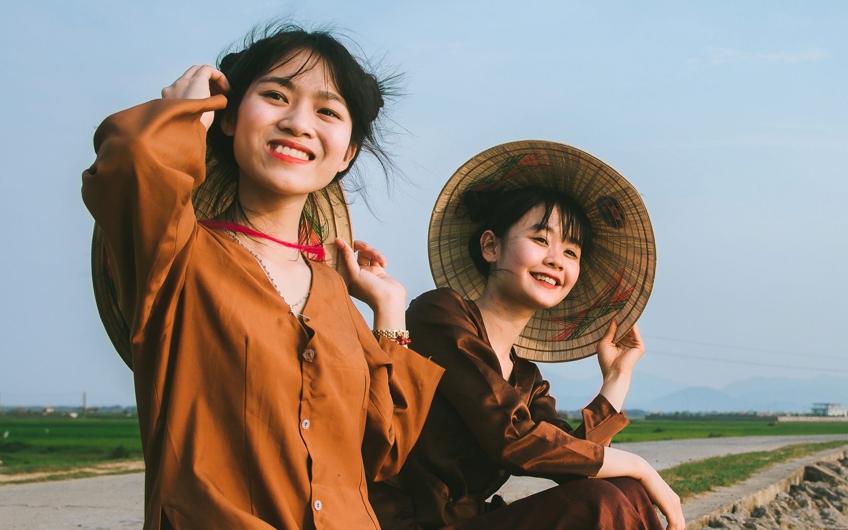 Anh ky yeu 'Cho toi xin mot ve di tuoi tho' cua teen xu Nghe hinh anh