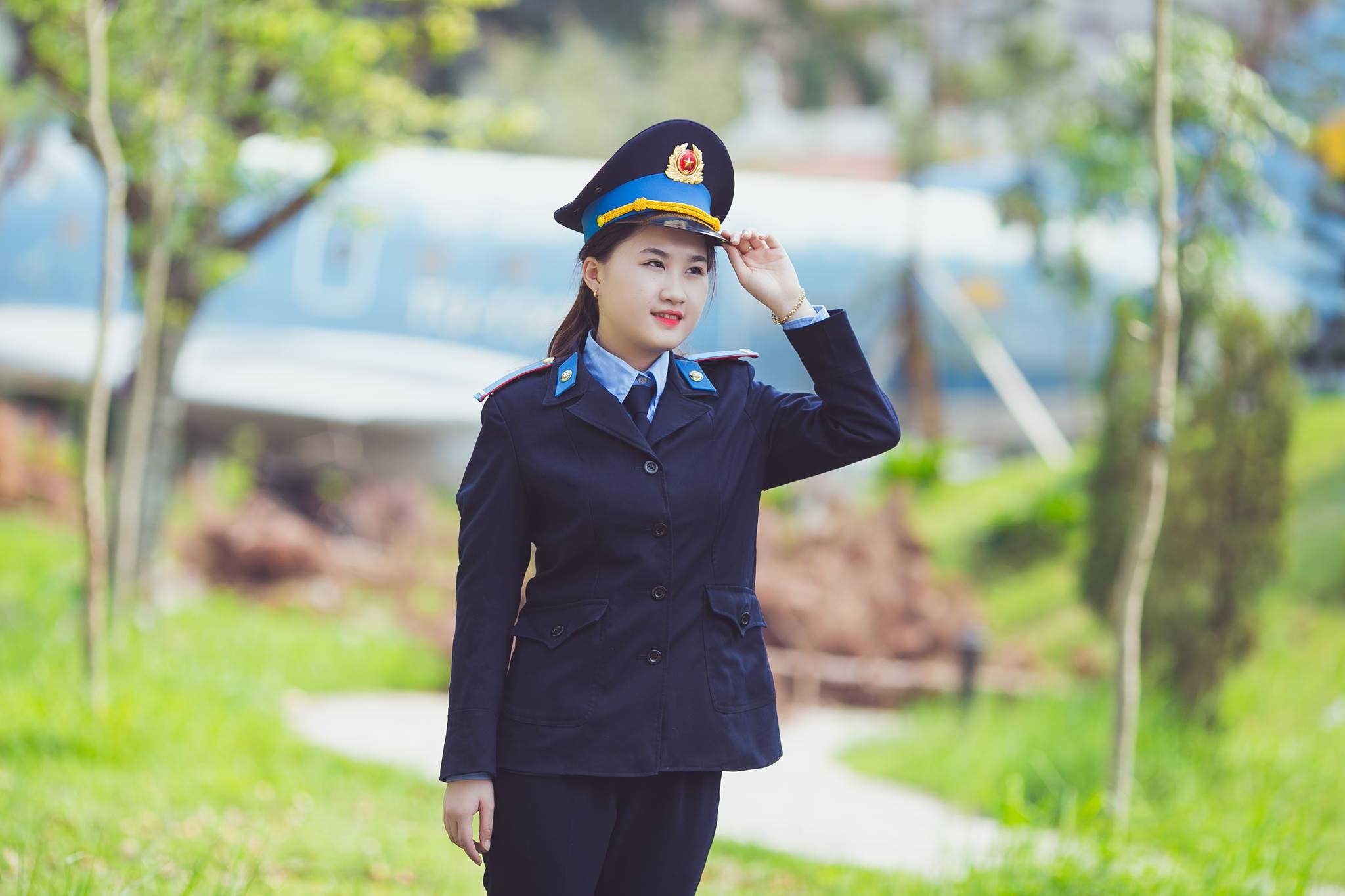 nu sinh Hoc vien canh sat anh 10