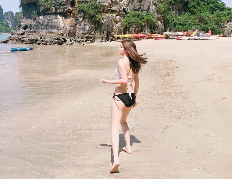 hot girl mac bikini anh 10