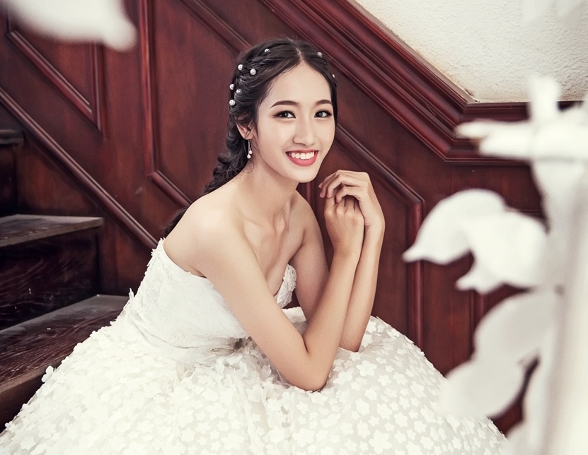 nu sinh thanh lich anh 2