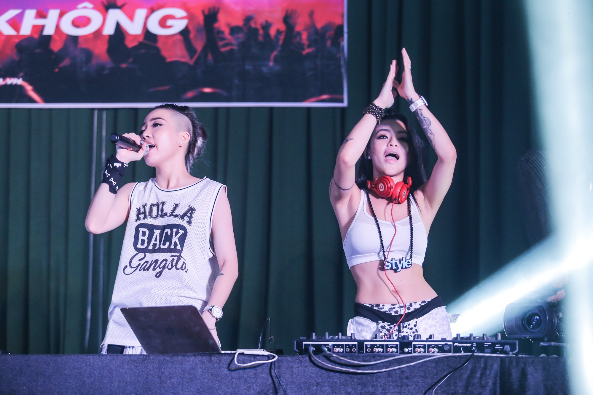 DJ Melo khuay dong sinh vien anh 5