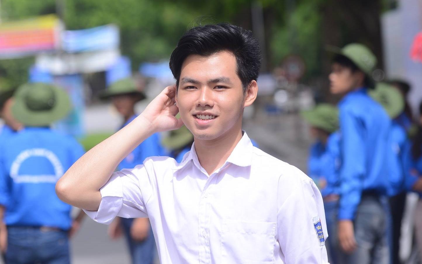 'De thi mon Toan THPT quoc gia co 3 cau rat kho' hinh anh