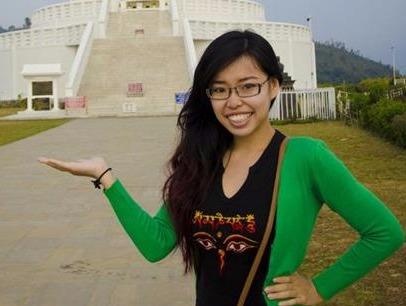 Nu du hoc sinh keu goi cuu Son Doong hinh anh